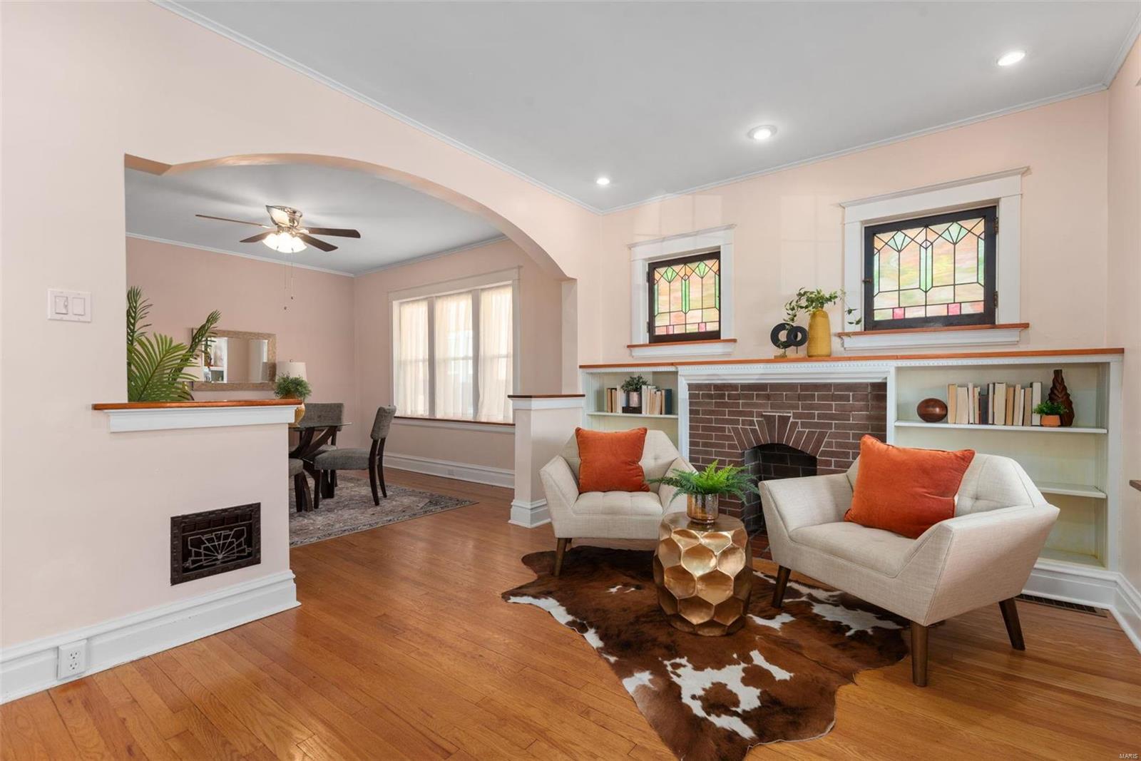 5436 Rosa Avenue St. Louis, MO 63109 - Photo 5 of 31 Gallery Image 5
