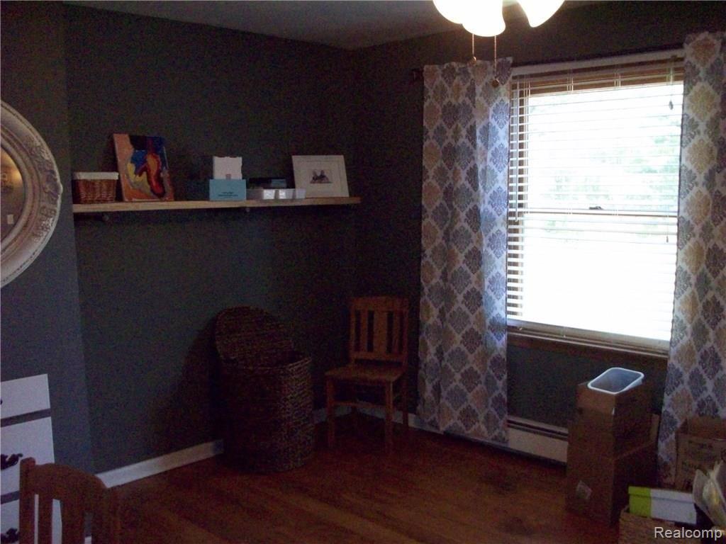 7411 McCandlish Road Grand Blanc, MI 48439 - Photo 14 of 31 100_2440.JPG