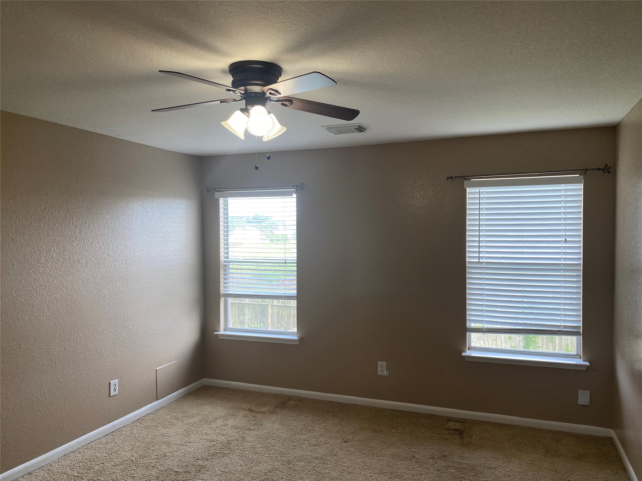 2630 Skyview Shadows Court Houston, TX 77047 - Photo 12 of 22