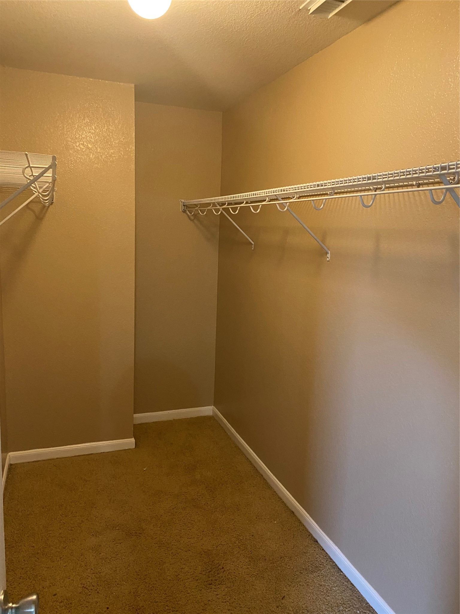 2630 Skyview Shadows Court Houston, TX 77047 - Photo 13 of 22