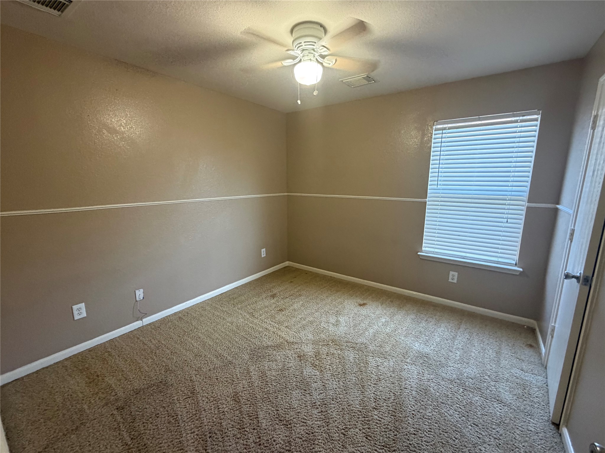 2630 Skyview Shadows Court Houston, TX 77047 - Photo 16 of 22