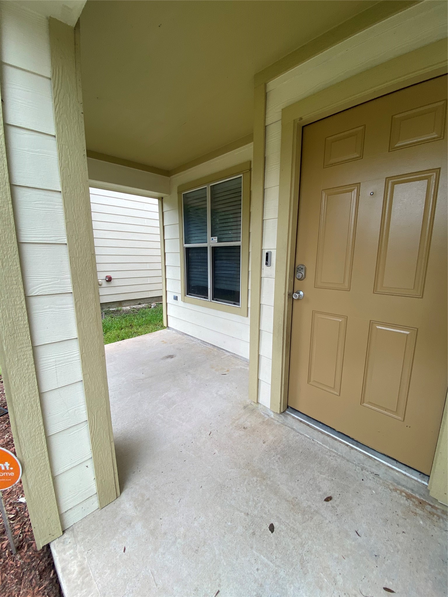 2630 Skyview Shadows Court Houston, TX 77047 - Photo 2 of 22