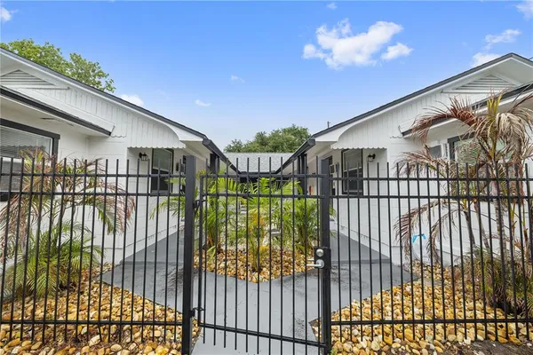 $1,499 | 917 30th Avenue North, Unit 4, St. Petersburg, FL 33704