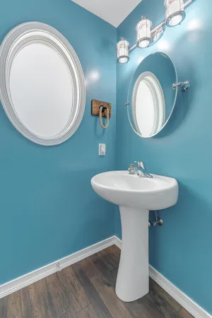 $629,900 | 943 West Savidge Street, Spring Lake, MI 49456