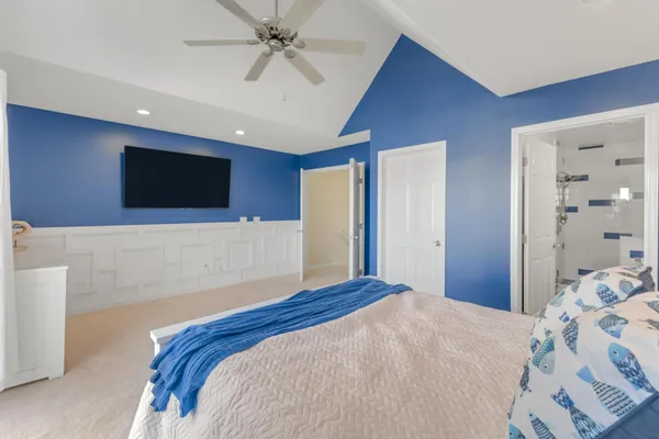 $629,900 | 943 West Savidge Street, Spring Lake, MI 49456