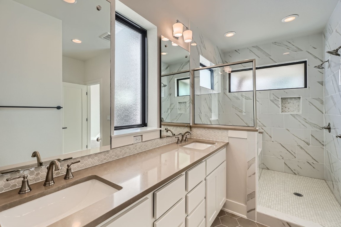 9103 Cattle Baron Path Austin, TX 78747 - Photo 11 of 28