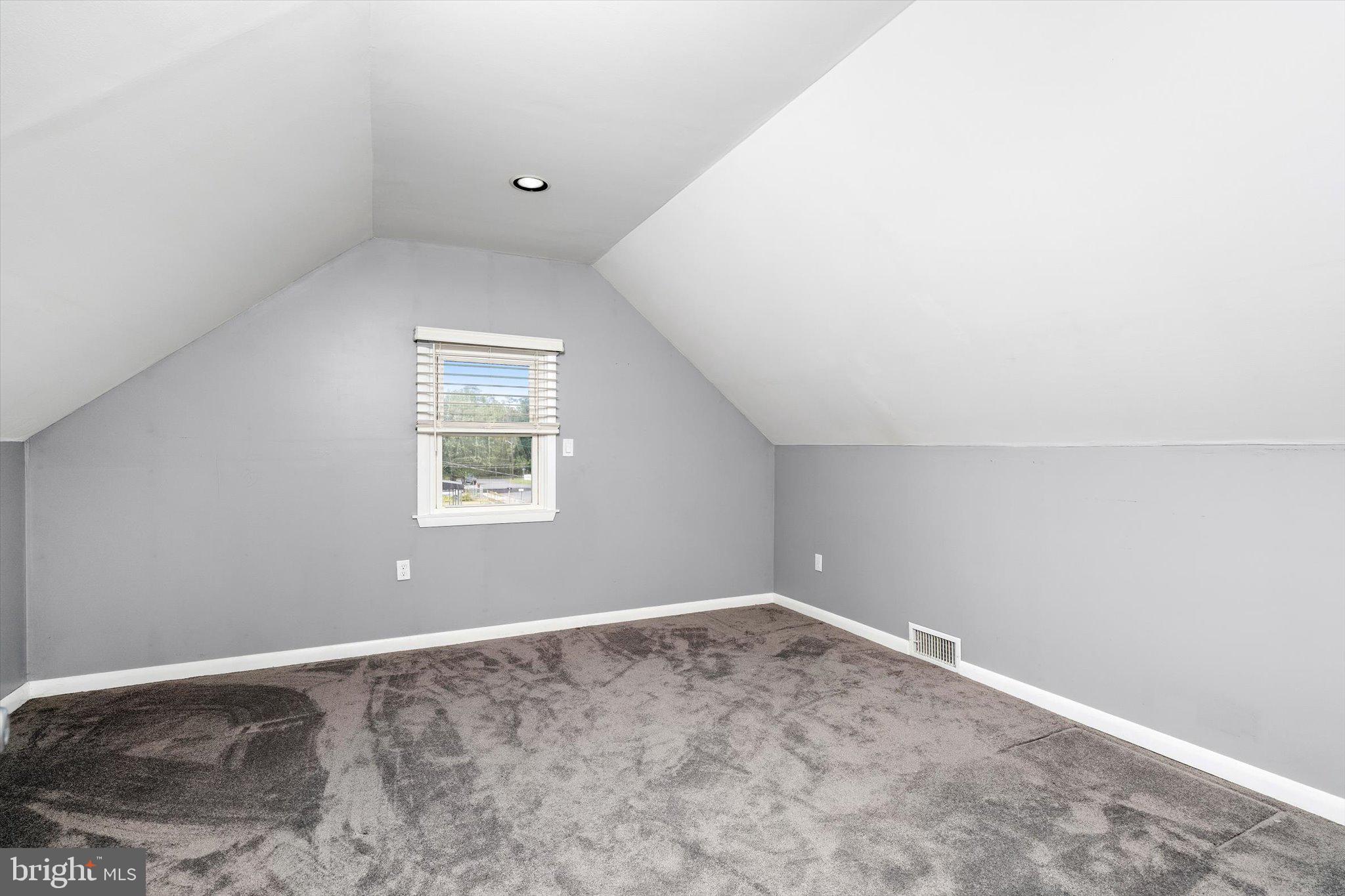 81 3rd Avenue Hamilton, NJ 08619 - Photo 19 of 26 an empty room with a window