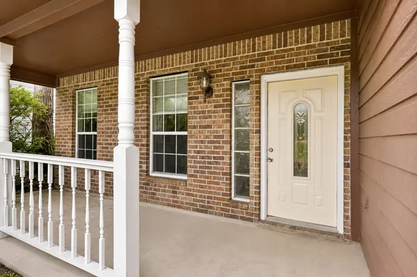 $215,000 | 527 Aweigh Drive, Crosby, TX 77532