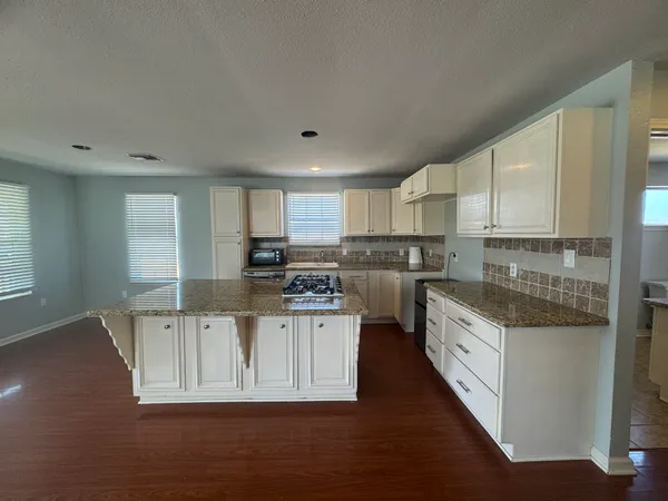 $229,900 | 735 10th Street, San Leon, TX 77539