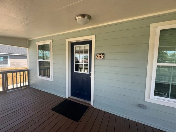 $229,900 | 735 10th Street, San Leon, TX 77539