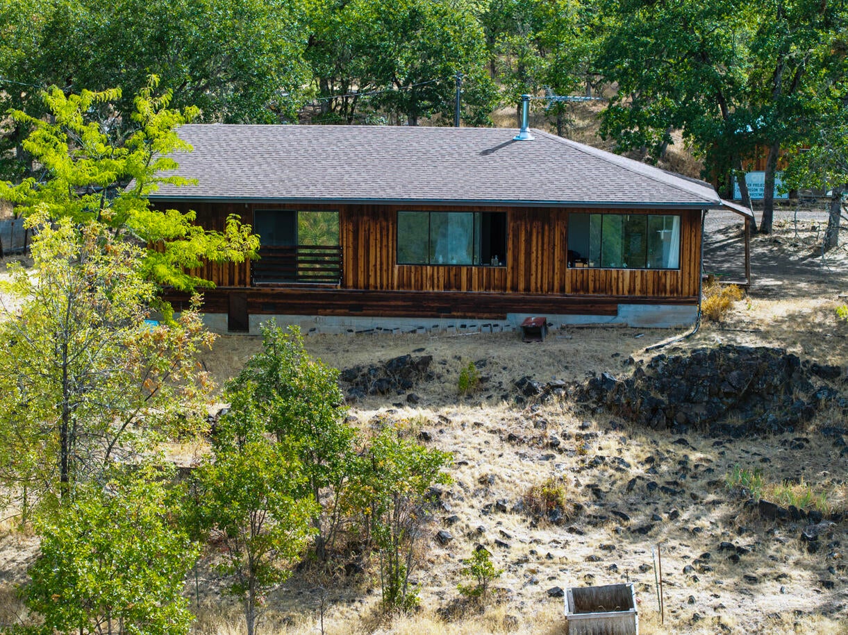 1649 Netherlands Road Trail, OR 97541 - Photo 1 of 28 1