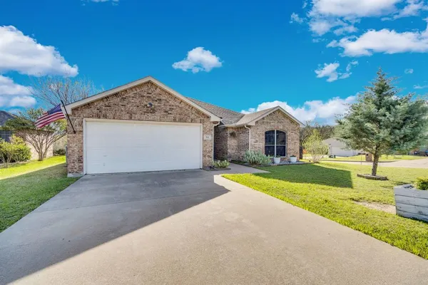 $329,000 | 702 Green Acres Lane, Midlothian, TX 76065