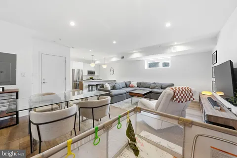 $475,000 | 826 Upshur Street Northwest, Unit 2, Washington, DC 20011