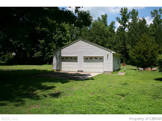 7030 Belroi Road Gloucester, VA 23061 - Photo 16 of 21 Gallery Image 16