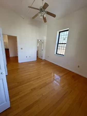 $1,400 | 23 Grove Spencer Ma, Unit 2L, Spencer, MA 01562