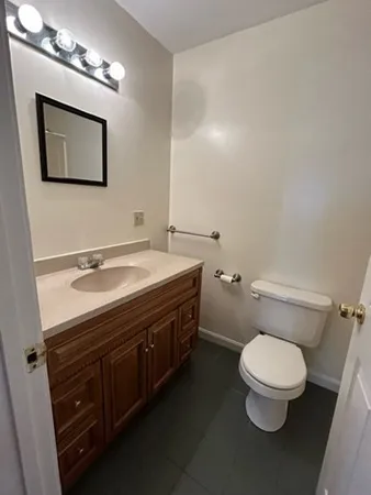 $1,400 | 23 Grove Spencer Ma, Unit 2L, Spencer, MA 01562