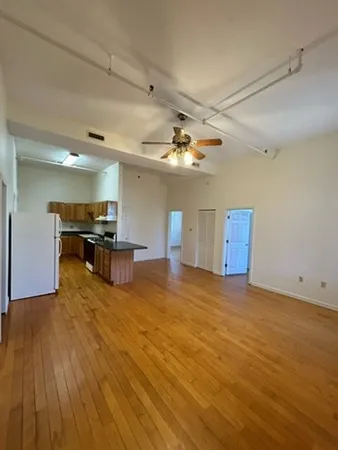 $1,400 | 23 Grove Spencer Ma, Unit 2L, Spencer, MA 01562