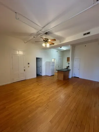 $1,400 | 23 Grove Spencer Ma, Unit 2L, Spencer, MA 01562