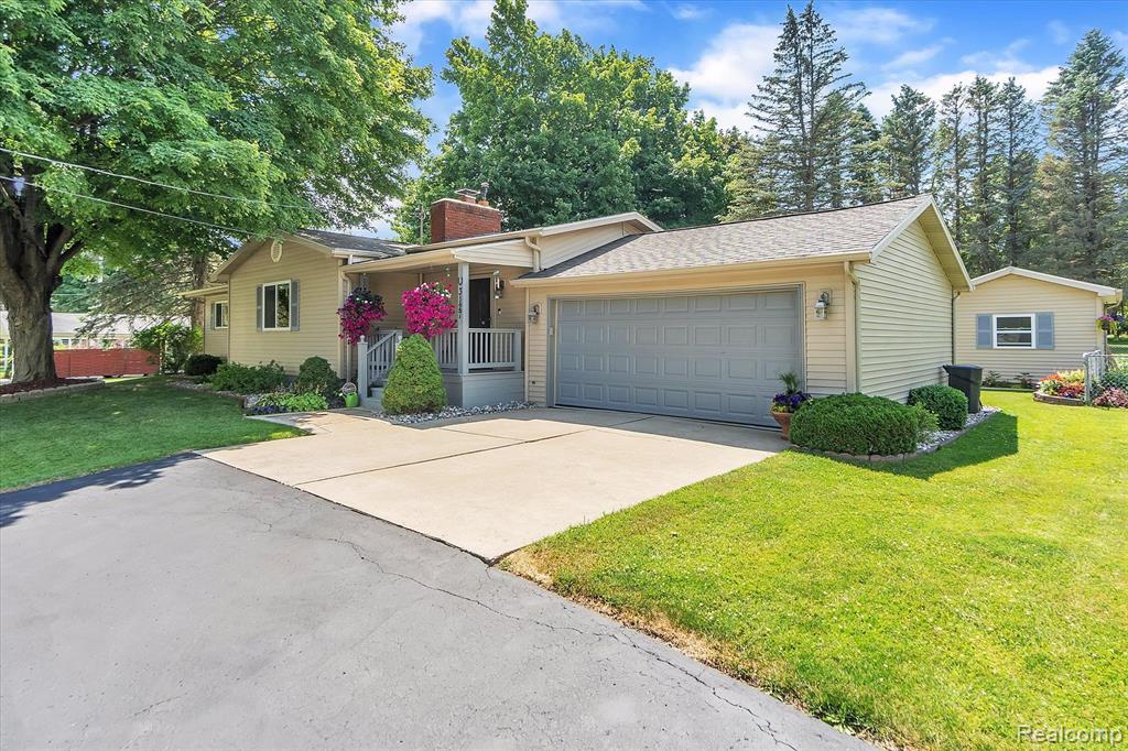 3127 North Seymour Road Flushing, MI 48433 - Photo 4 of 55