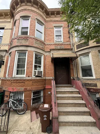 $3,800 | 60-88 67th Avenue, Unit 2 | Ridgewood