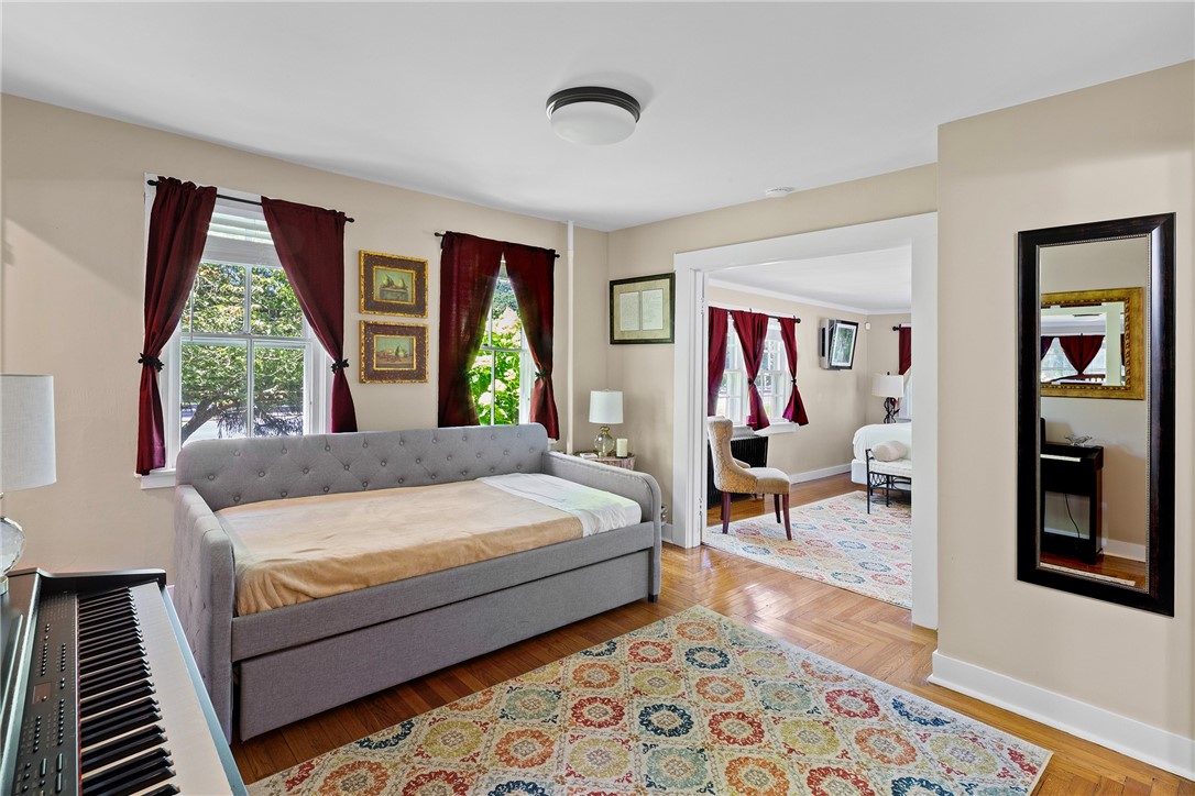 342 Post Road Westerly, RI 02891 - Photo 13 of 47