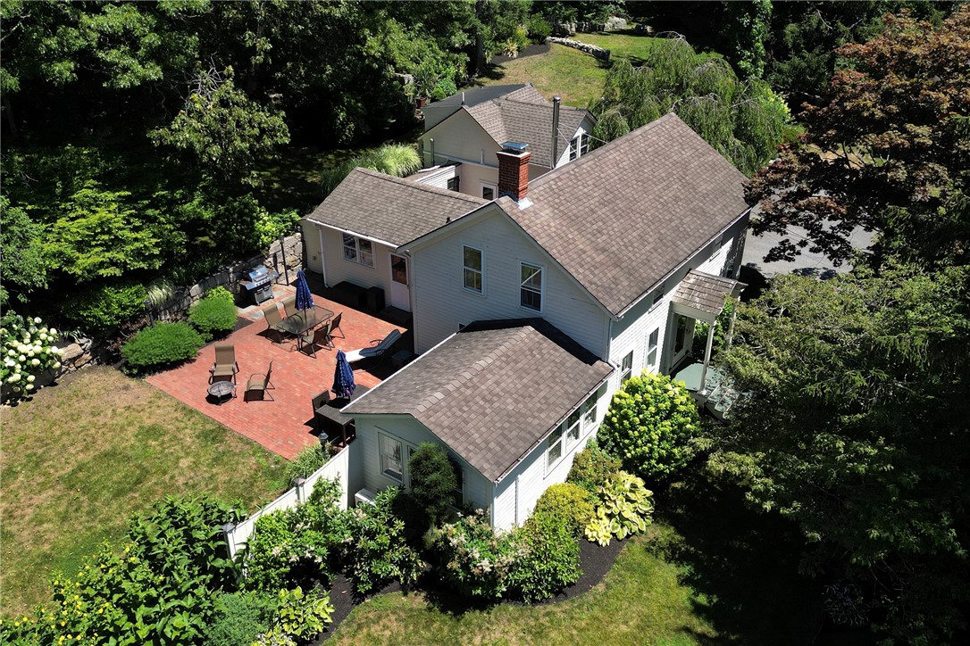 342 Post Road Westerly, RI 02891 - Photo 3 of 47