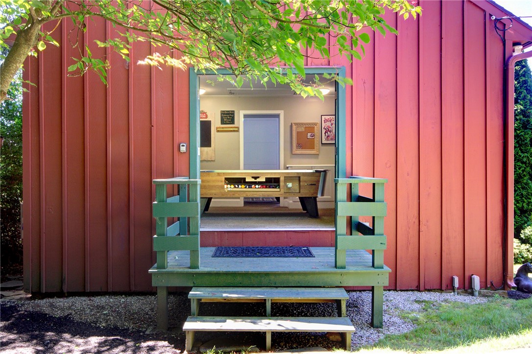 342 Post Road Westerly, RI 02891 - Photo 37 of 47