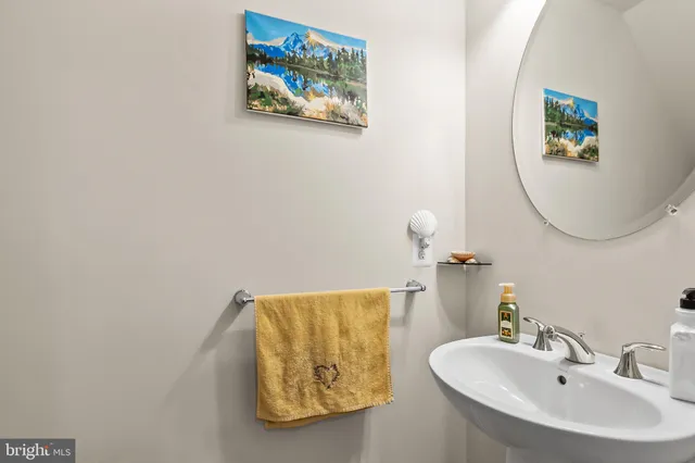 $2,800 | 43151 Wealdstone Terrace, Ashburn, VA 20148