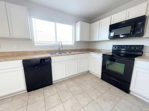 $251,000 | 16114 Julep Chase, Selma, TX 78154