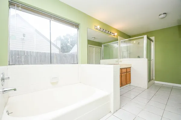 $1,600 | 9111 Belle Glen Drive, Houston, TX 77099