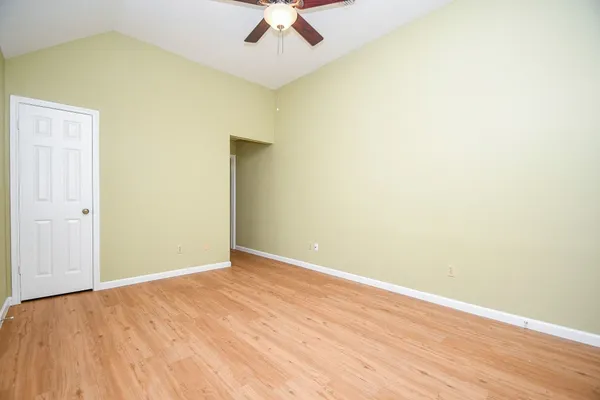 $1,600 | 9111 Belle Glen Drive, Houston, TX 77099