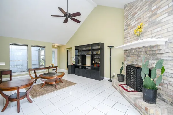 $1,600 | 9111 Belle Glen Drive, Houston, TX 77099