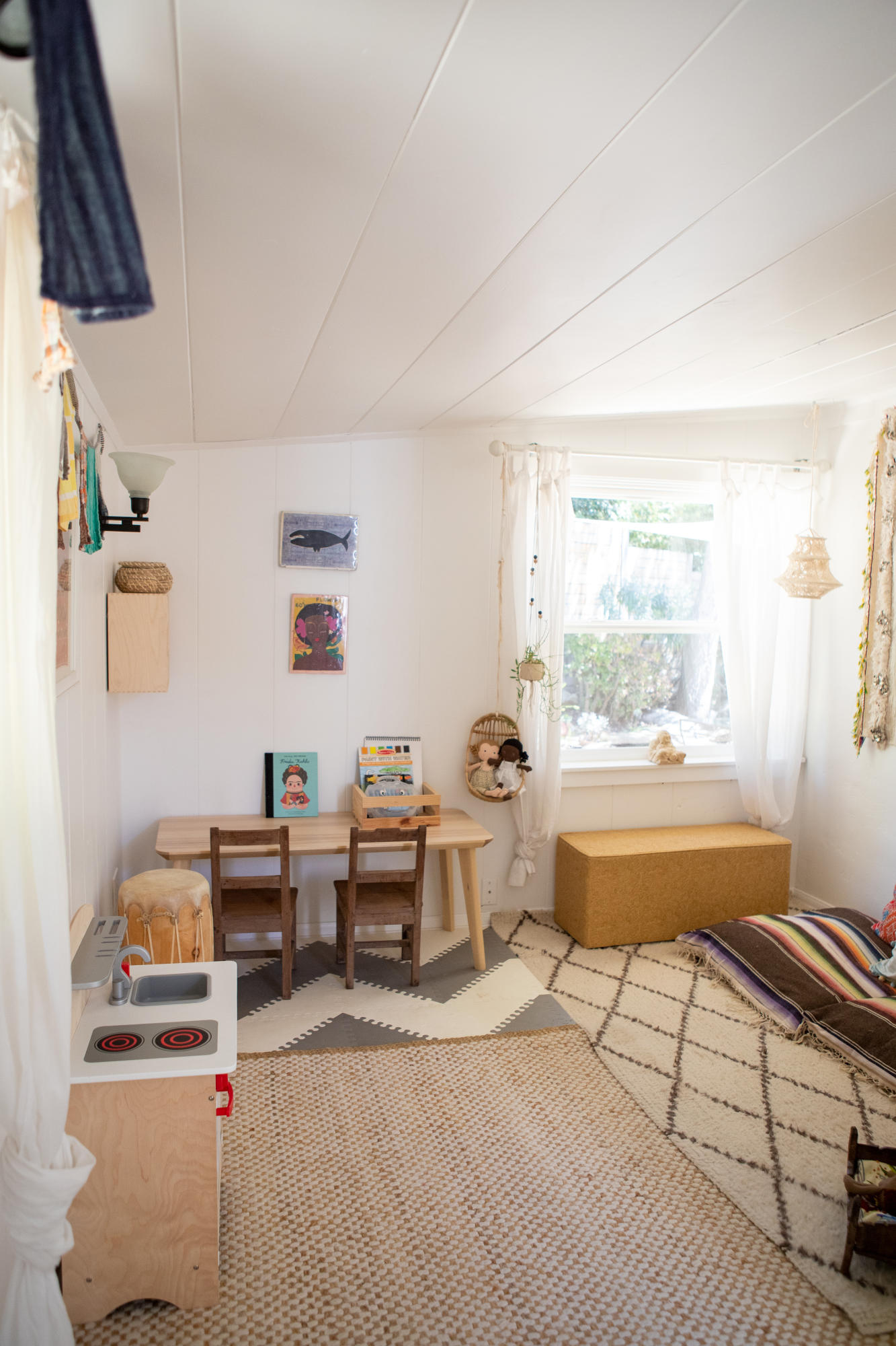 2948 Torito Road Montecito, CA 93108 - Photo 15 of 25 a living room with furniture and a window