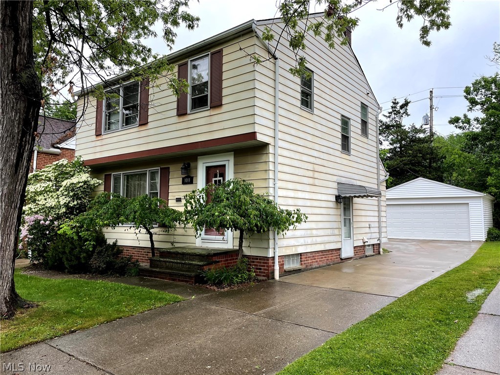 1011 Argonne Road Cleveland, OH 44121 - Photo 1 of 24