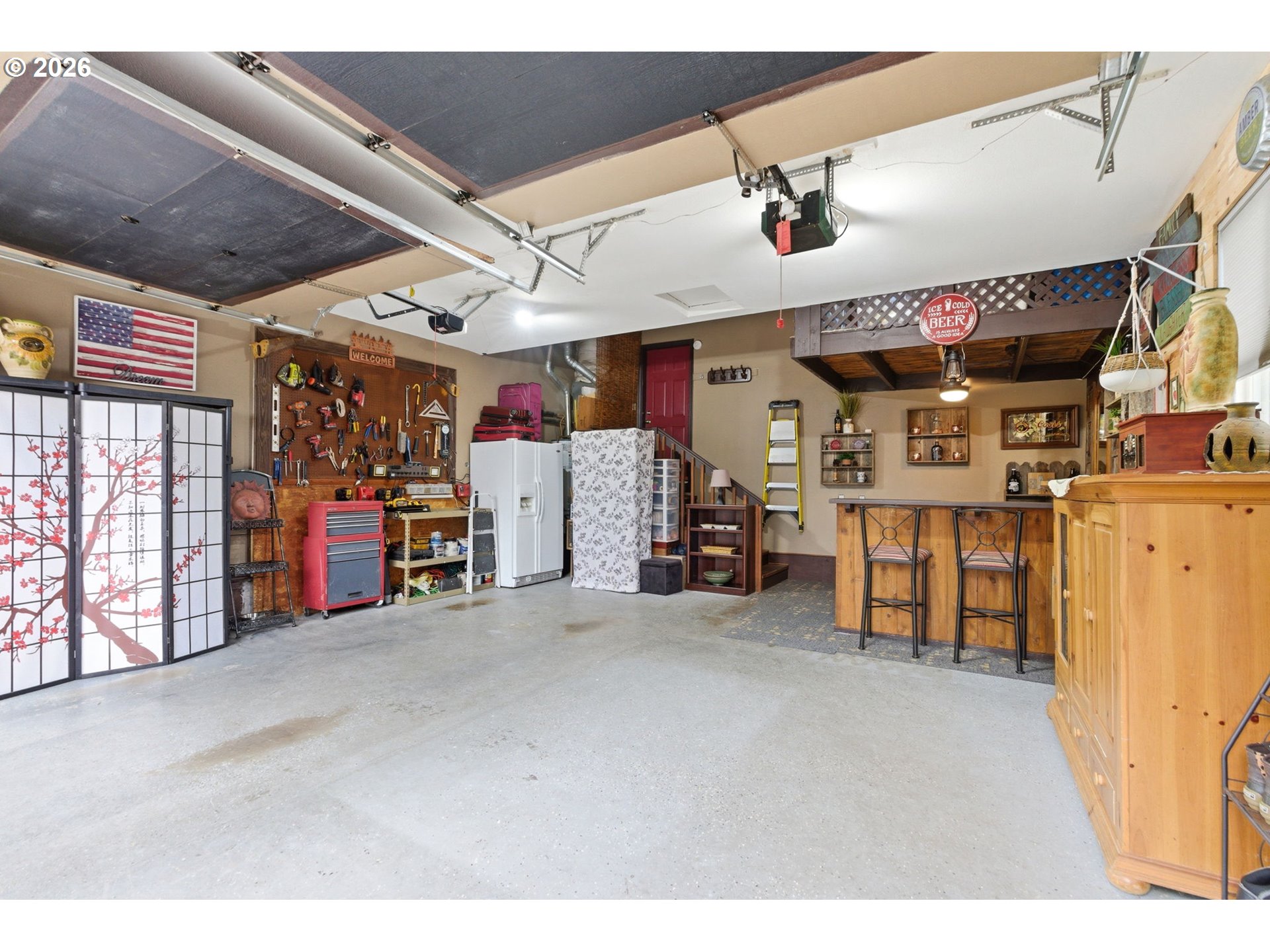 1315 High Street Gladstone, OR 97027 - Photo 27 of 36 a view of a storage in a room