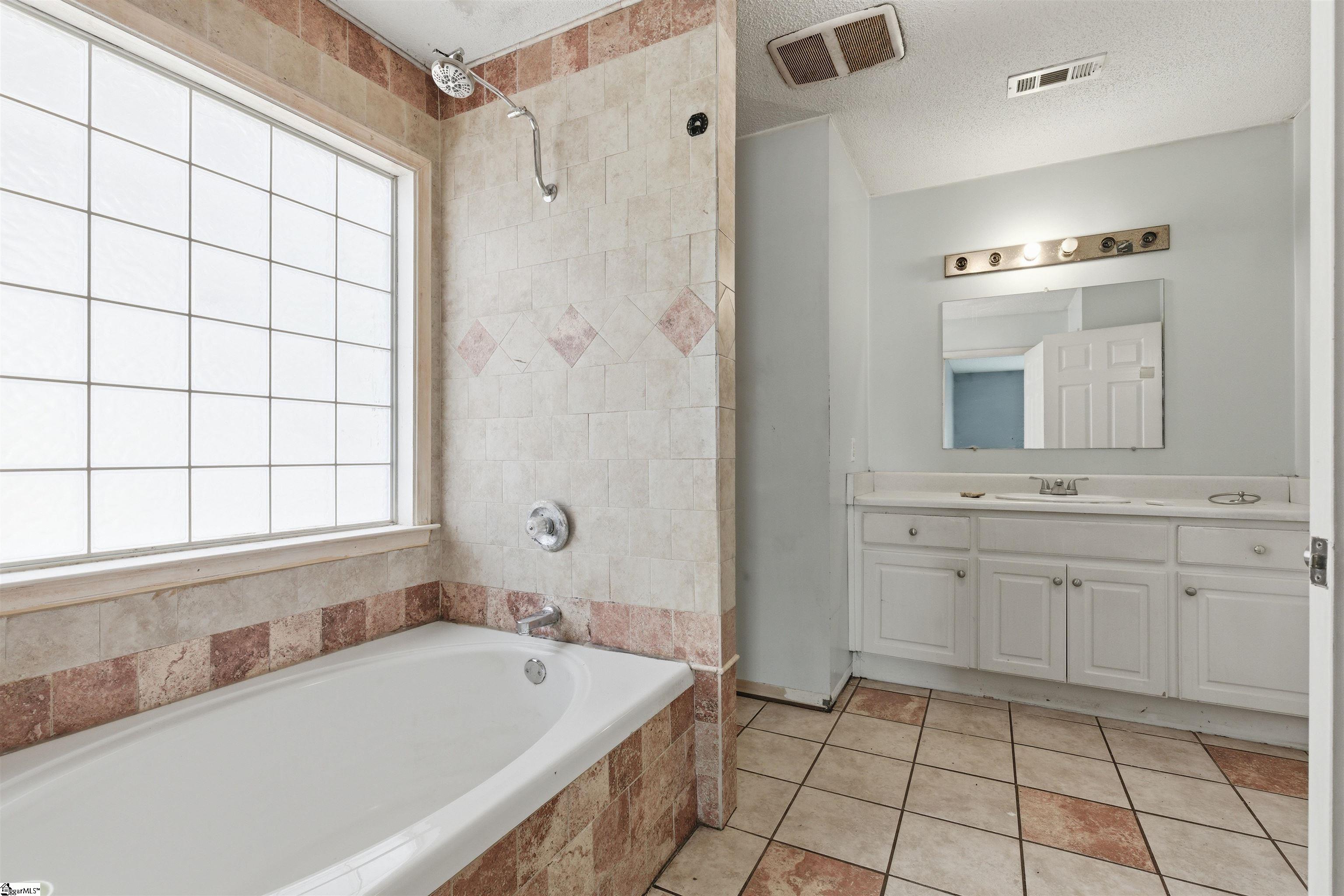 718 Judy Ann Court Inman, SC 29349 - Photo 13 of 25