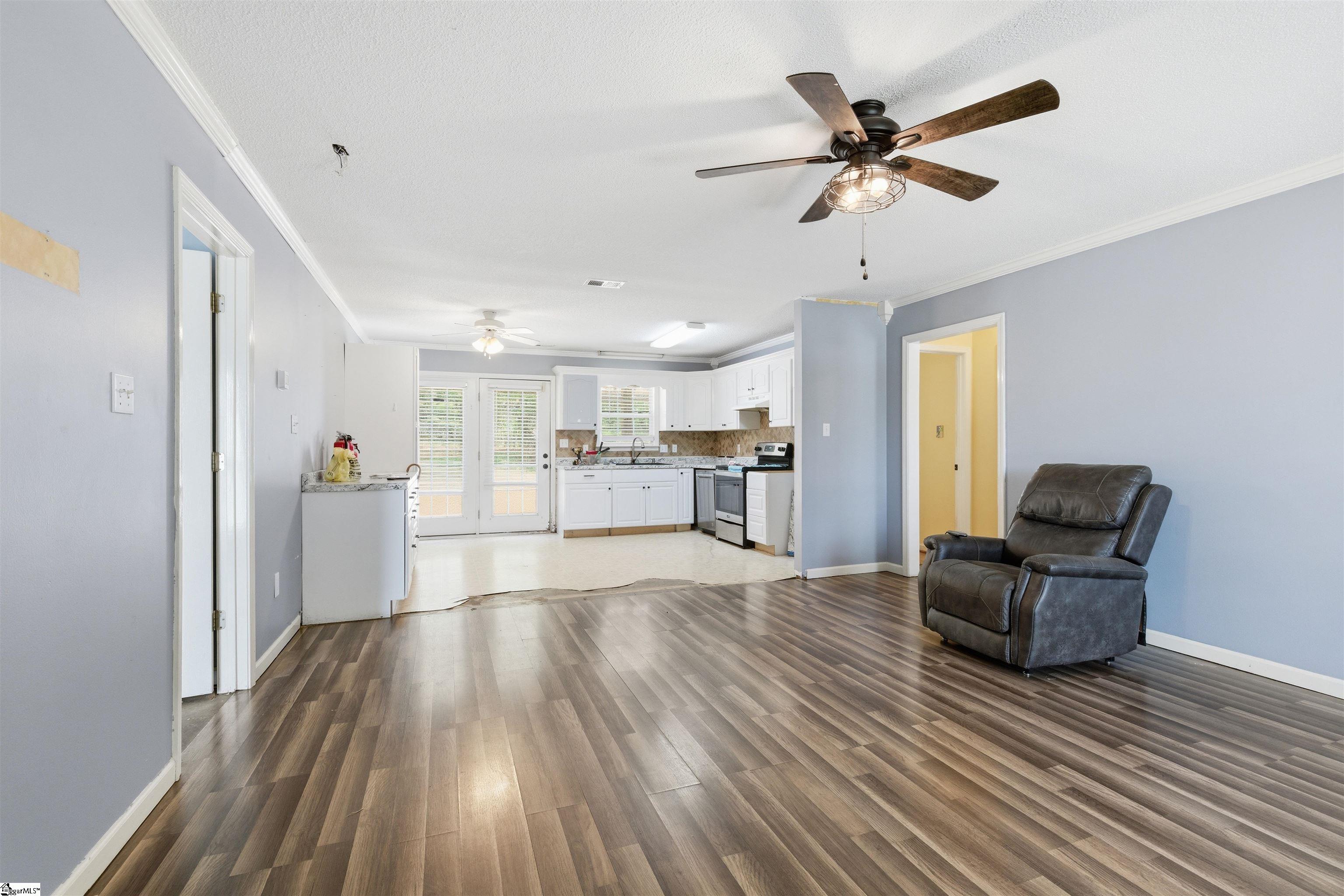 718 Judy Ann Court Inman, SC 29349 - Photo 4 of 25