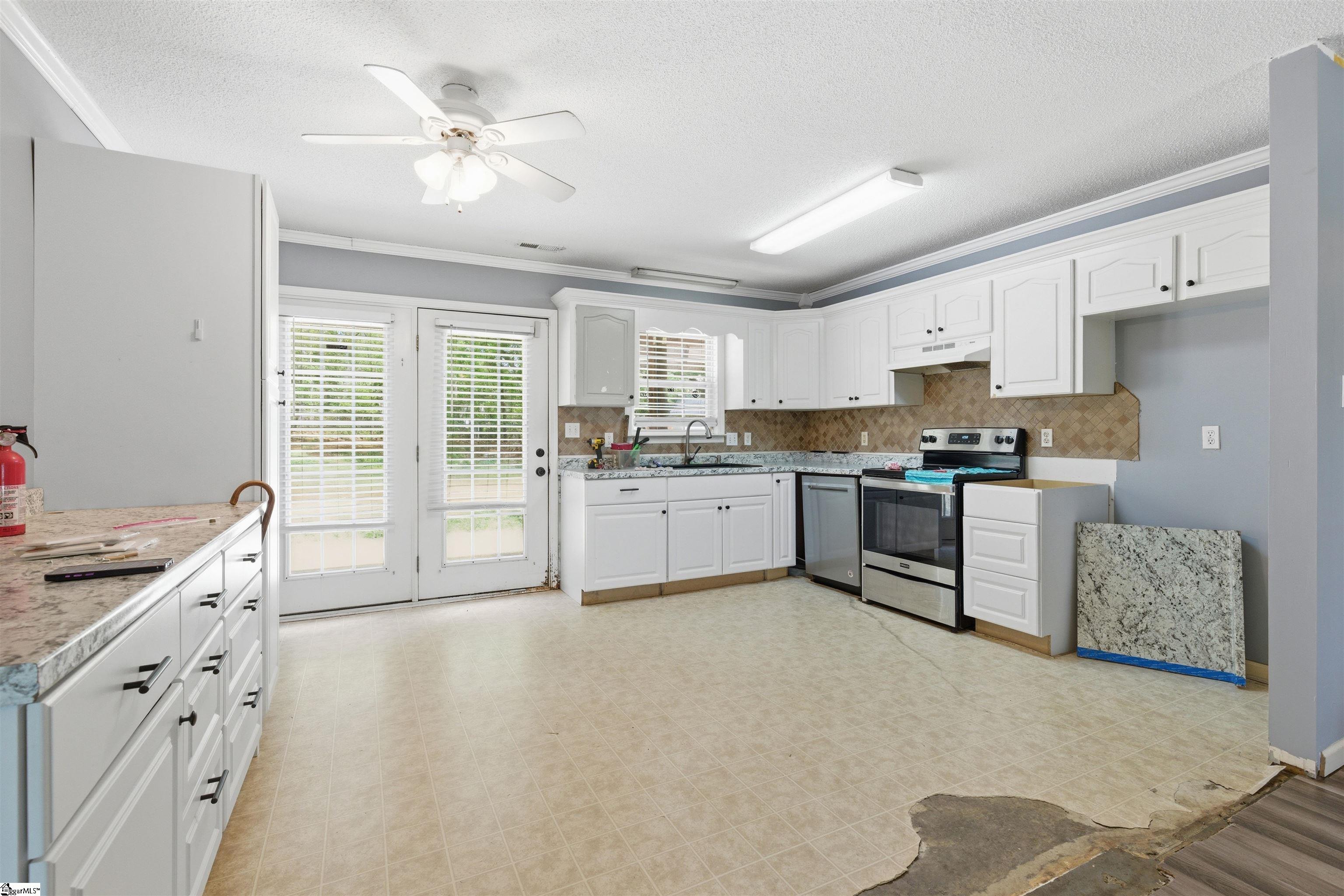 718 Judy Ann Court Inman, SC 29349 - Photo 6 of 25