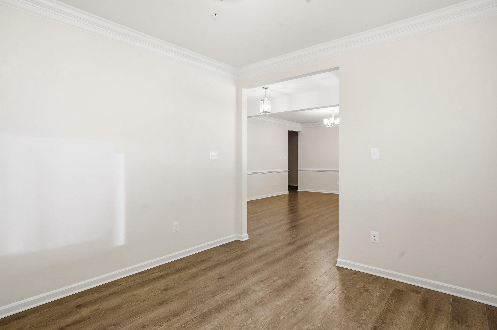 4755 South Polling House Road Harwood, MD 20776 - Photo 29 of 36 Bright and airy home office space awaits.