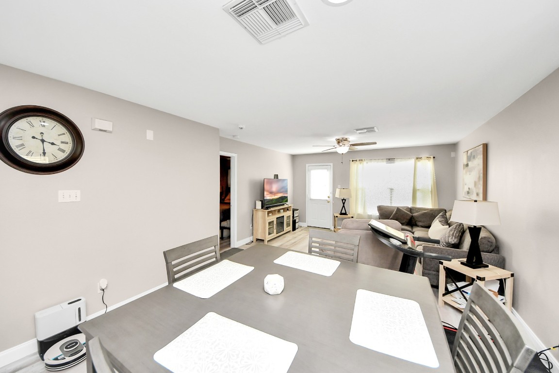 8218 Radial Court Rosharon, TX 77583 - Photo 23 of 40