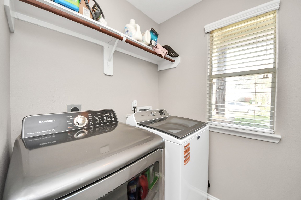 8218 Radial Court Rosharon, TX 77583 - Photo 25 of 40