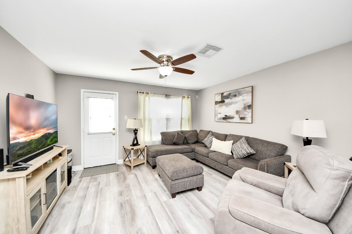 8218 Radial Court Rosharon, TX 77583 - Photo 29 of 40