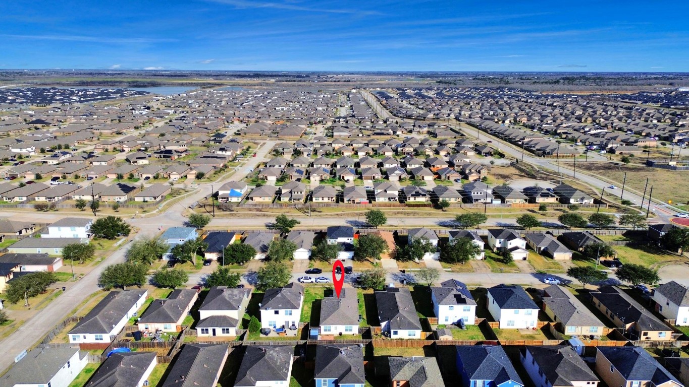 8218 Radial Court Rosharon, TX 77583 - Photo 36 of 40