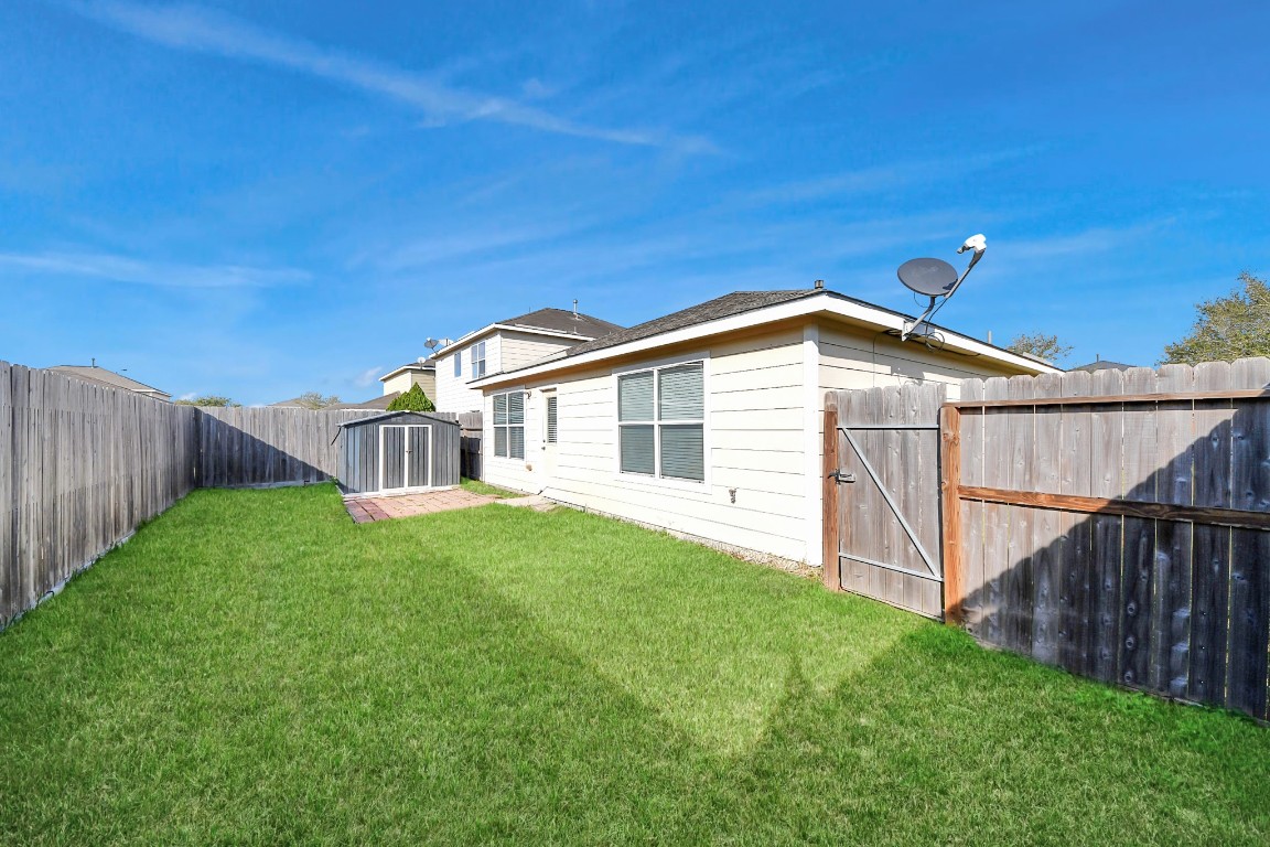 8218 Radial Court Rosharon, TX 77583 - Photo 38 of 40