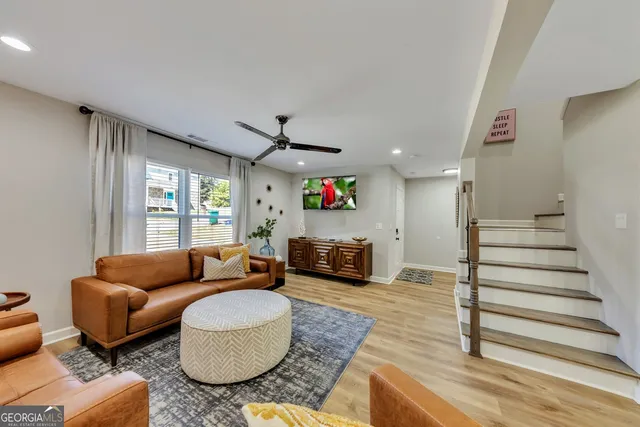 $3,500 | 1018 Falling Valley Court Southeast, Smyrna, GA 30080