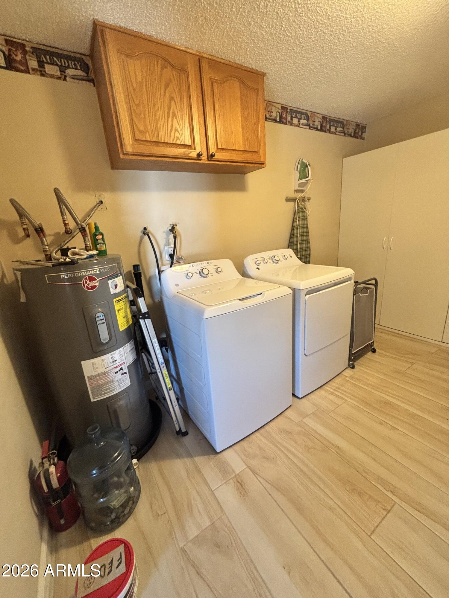 7745 East Mangun Road Mesa, AZ 85207 - Photo 35 of 35 a utility room with dryer and washer