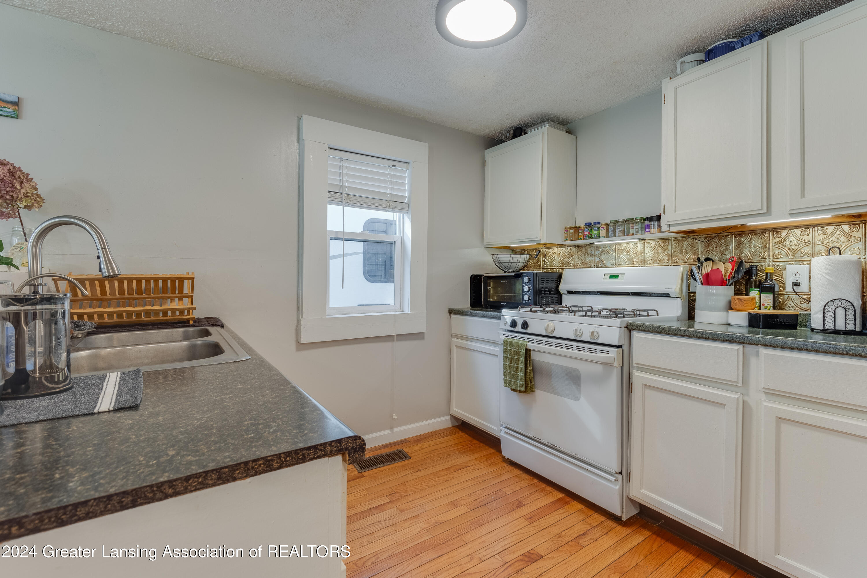 11711 Old Belding Road Northeast Belding, MI 48809 - Photo 15 of 33 14