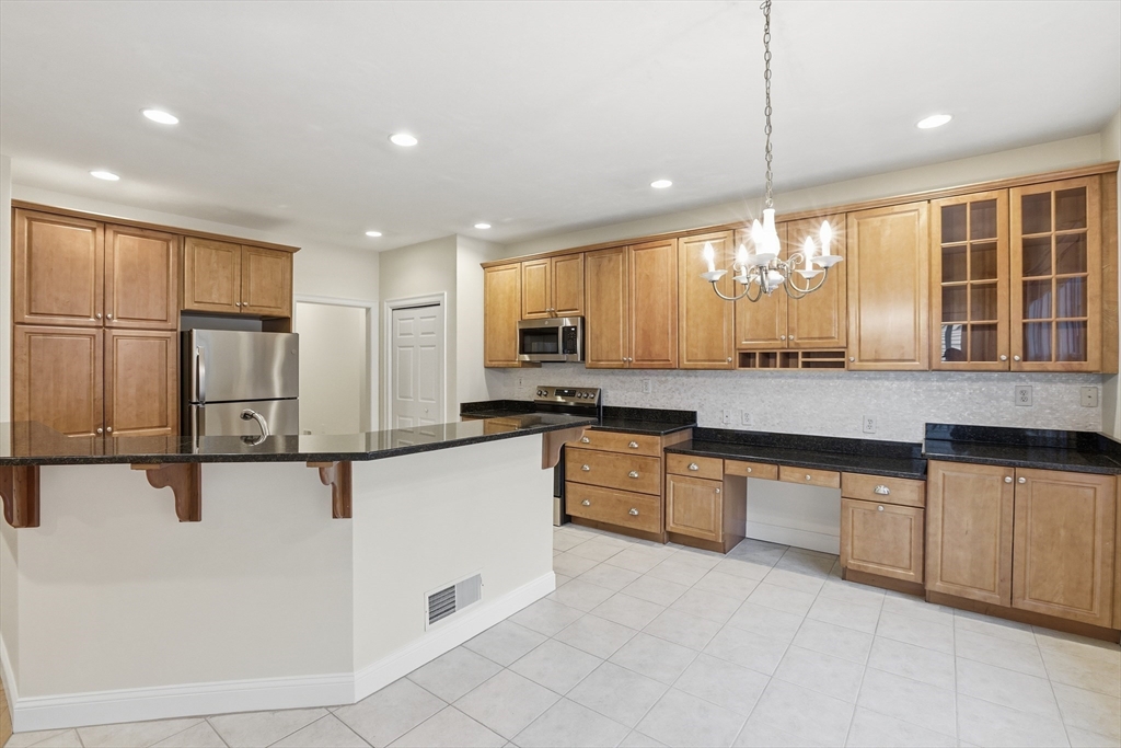 19 Sandstone Road Westford, MA 01886 - Photo 13 of 42