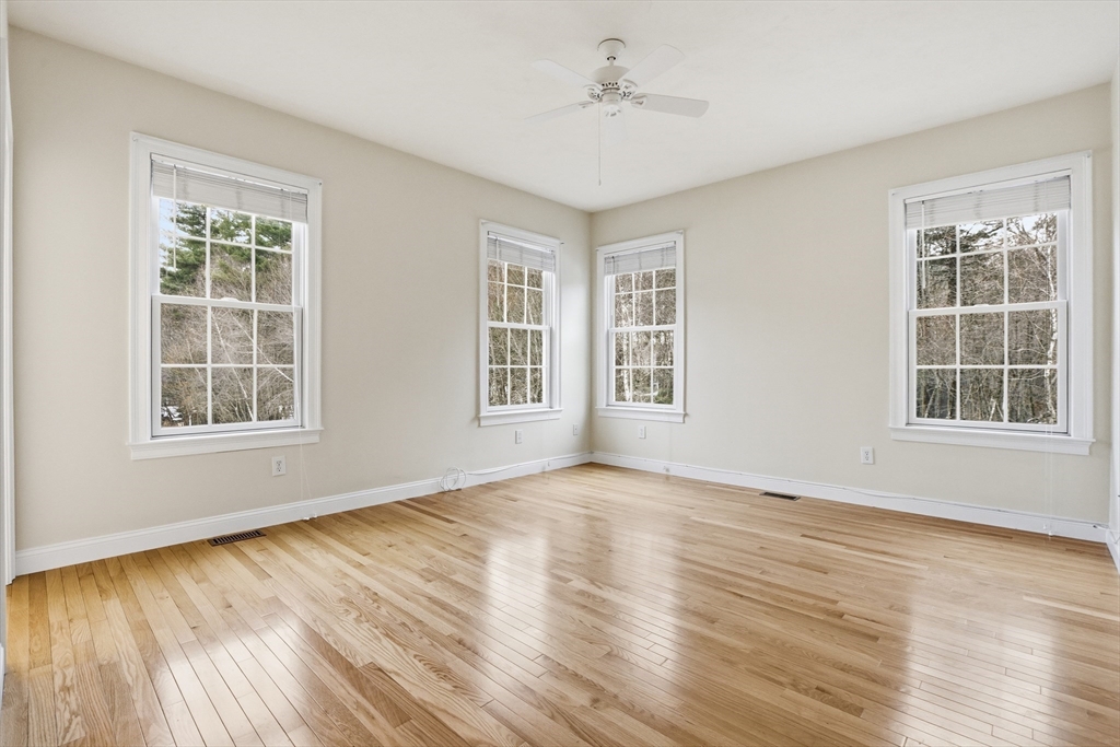 19 Sandstone Road Westford, MA 01886 - Photo 16 of 42