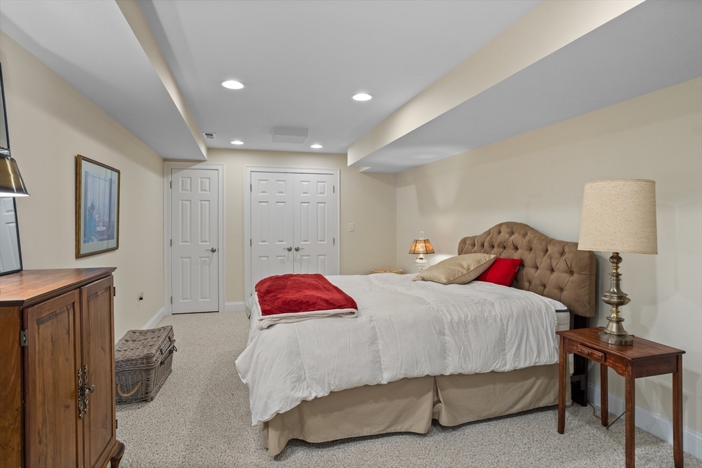 19 Sandstone Road Westford, MA 01886 - Photo 30 of 42